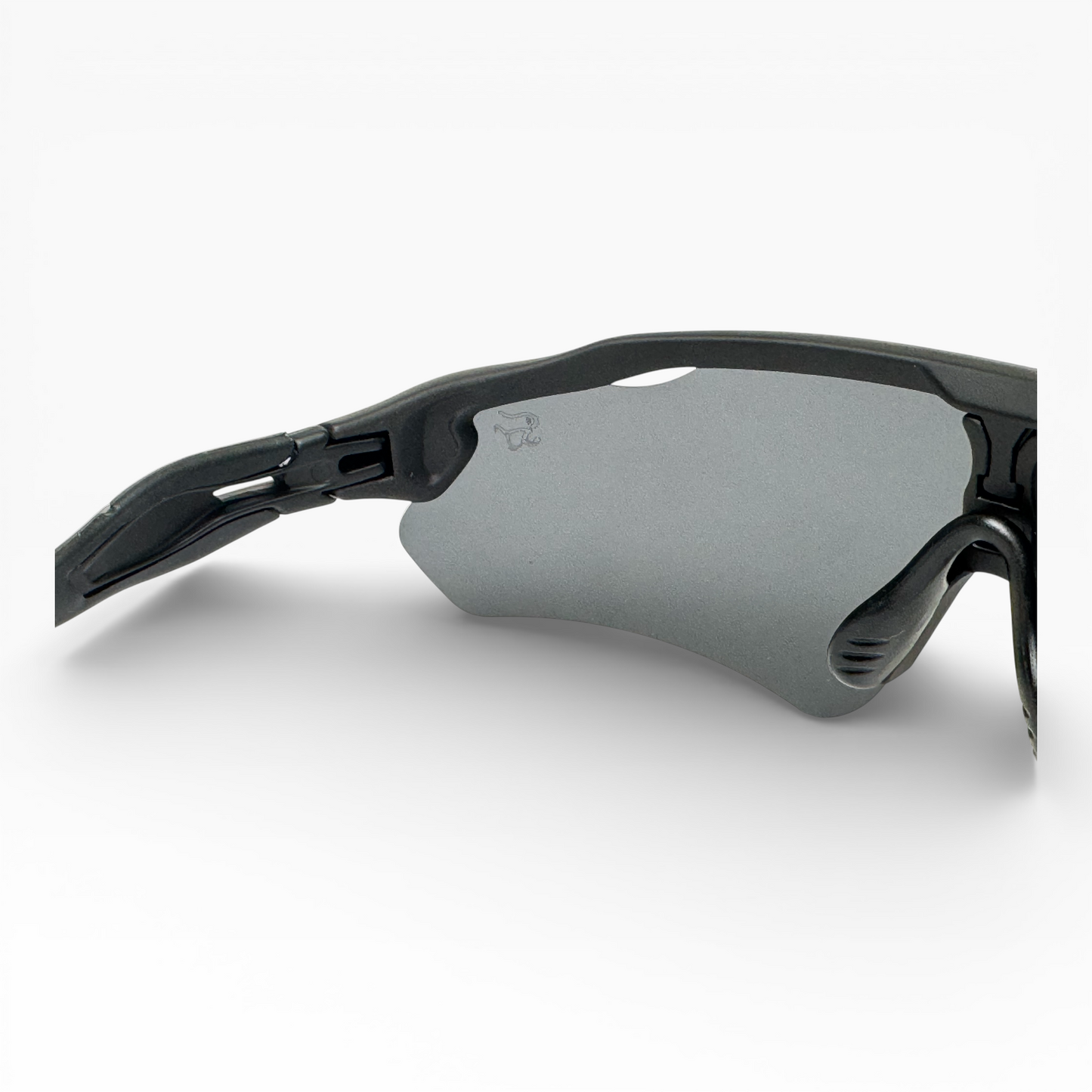 Nitro Preto Polarizado