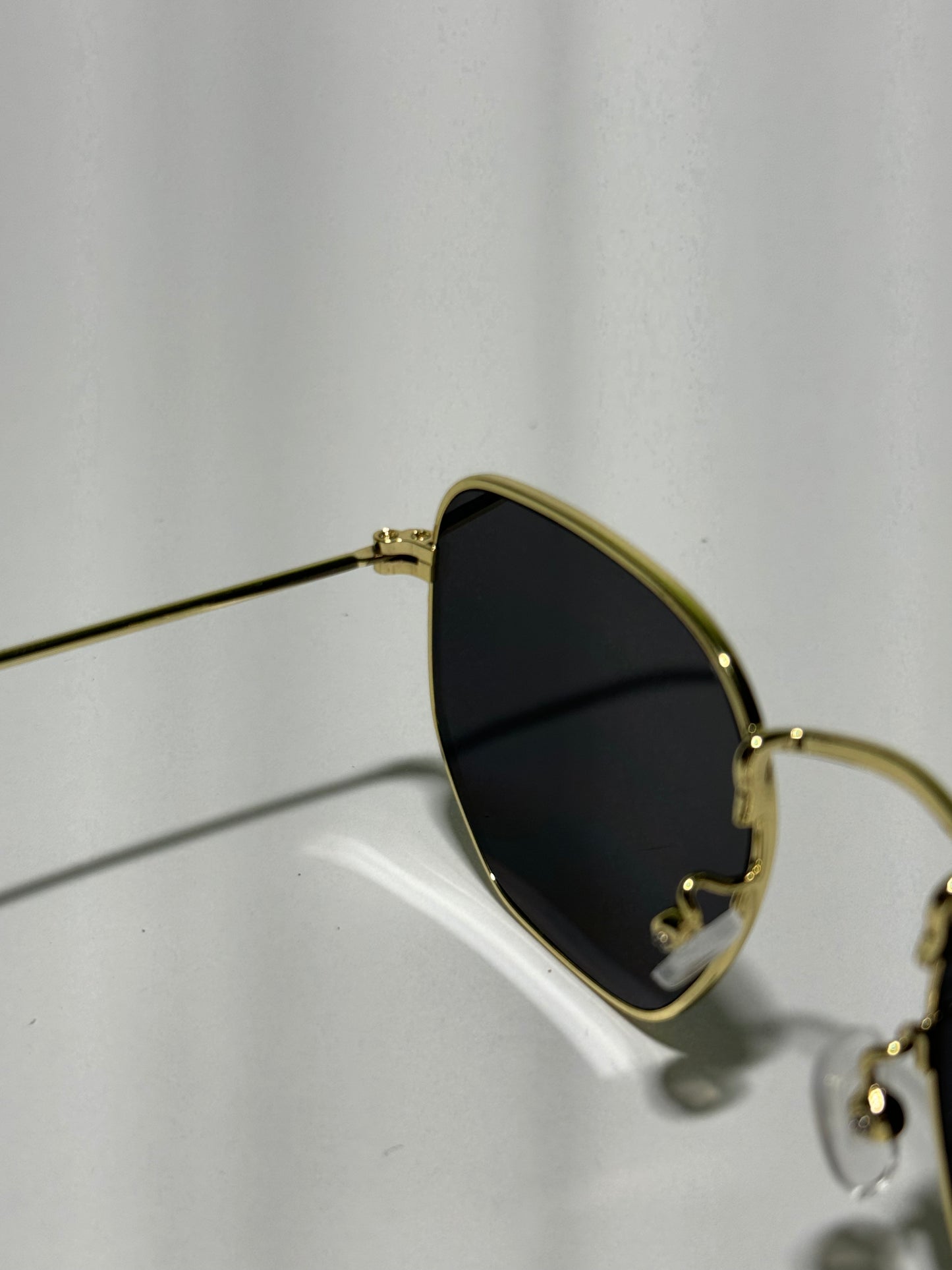 Óculos de sol - Elise Dourado